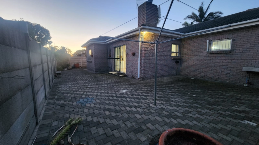 To Let 2 Bedroom Property for Rent in Rouxville Western Cape